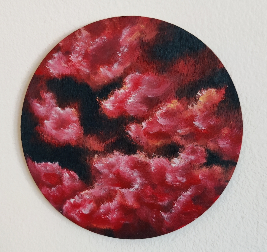 Red Clouds Round
